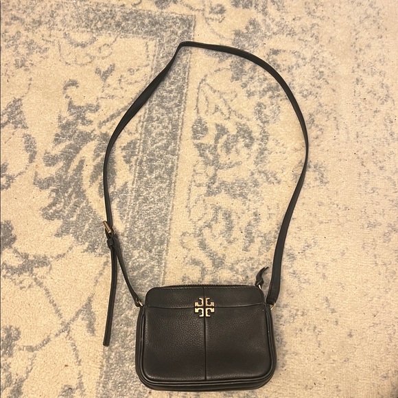 Tory Burch Handbags - Tory Burch Black Crossbody